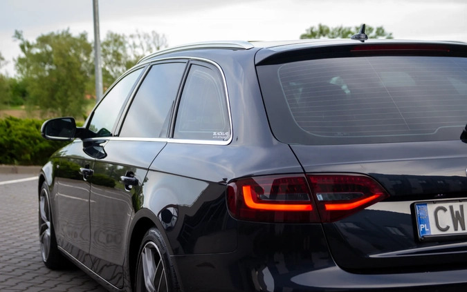 Audi A4 cena 49800 przebieg: 289000, rok produkcji 2012 z Wąbrzeźno małe 379